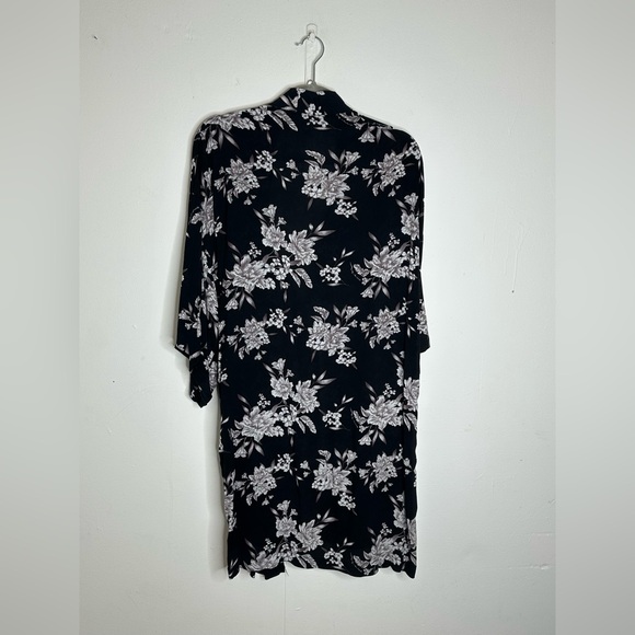 Spiritual Gangster Maya Black Floral Print Kimono One Size - Picture 2 of 6